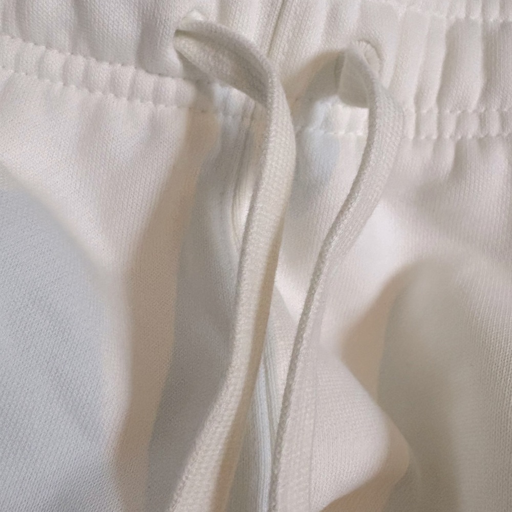 NWT [Adidas] Ps Fleece Drawstring Sweatshorts In Off White Women’s Plus Size 3X - Picture 11 of 14